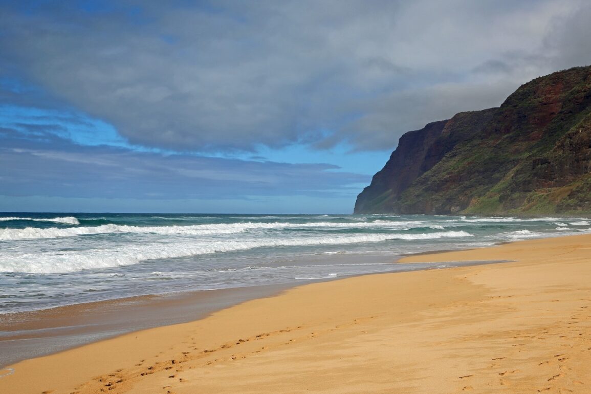 Polihale Beach Reopens