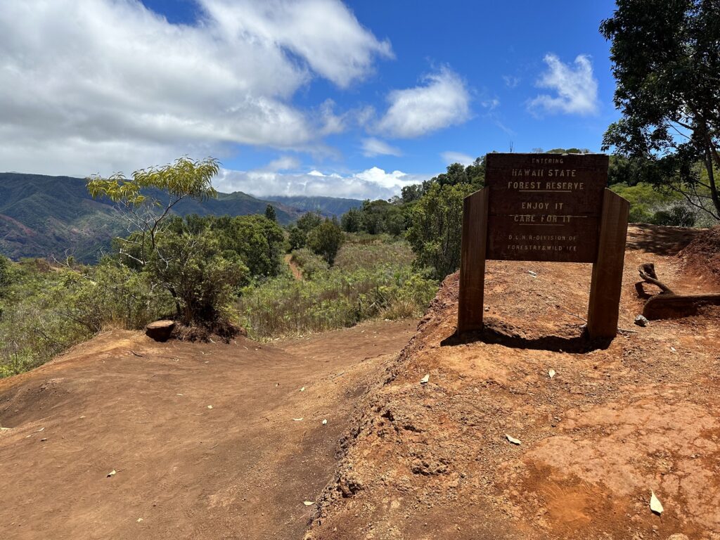 Iliau Nature Loop Trail